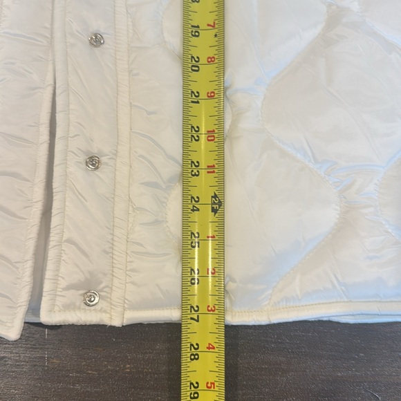 ASOS DESIGN onion quilt padded puffer jacket in white Size 6 Shacket - Picture 14 of 14